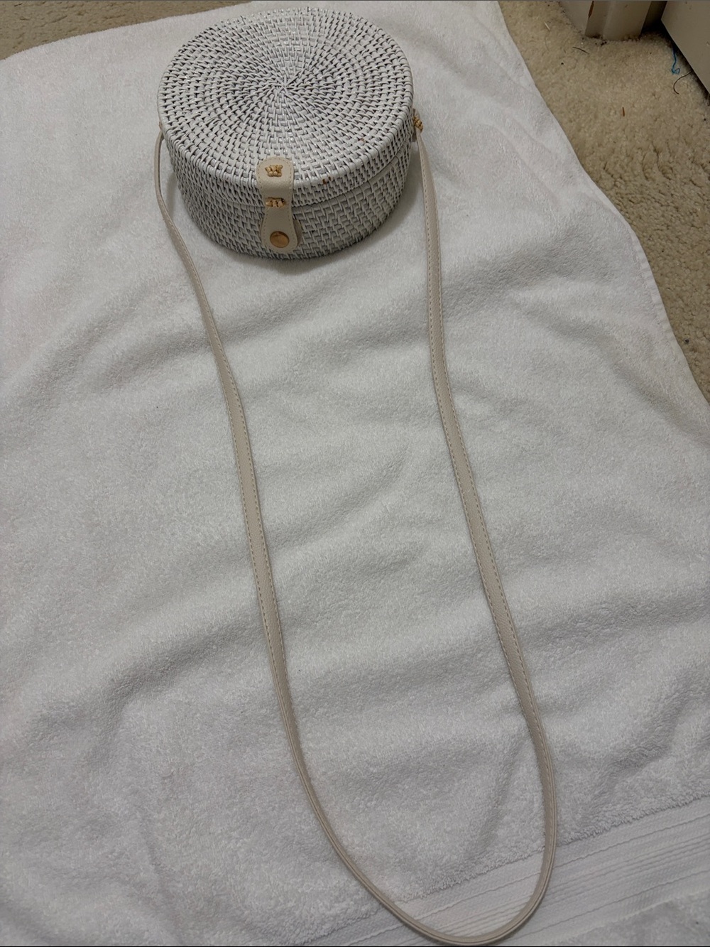 Round Woven White Crossbody Bag with Long Straps